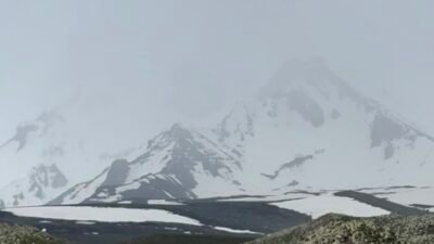 (RHA)- Kayseri’nin simgelerinden 3 bin 917 metre rakımlı Erciyes Dağı’nın