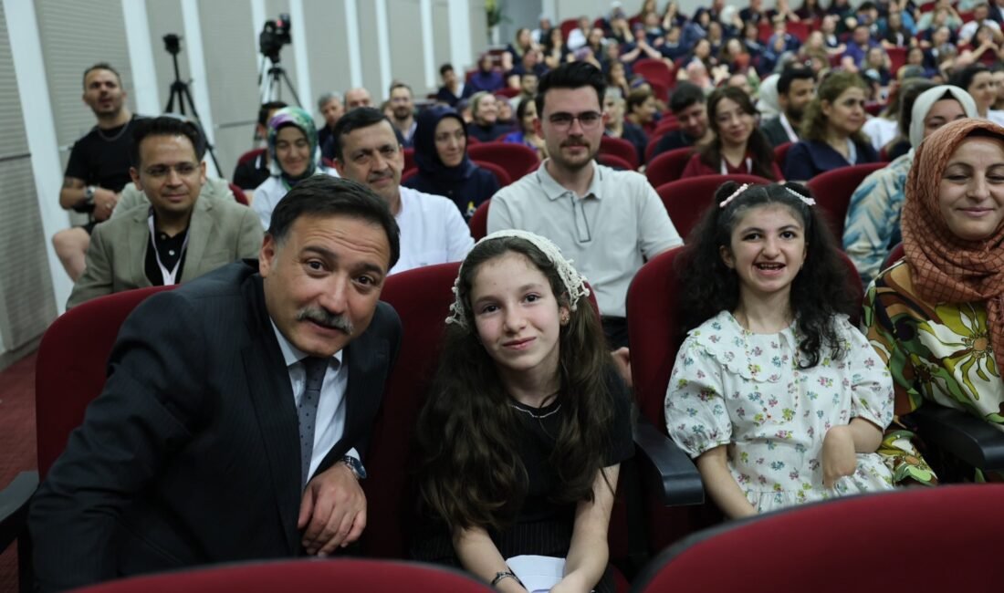 Vali Gökmen Çiçek: Bizi dünyada diğer milletlerden ayrı kılan bir şey varsa o da ailedir (RHA)- Kayseri Şehir Hastanesi’nde hayata geçirilen Aileler İçin Sosyal Uyum