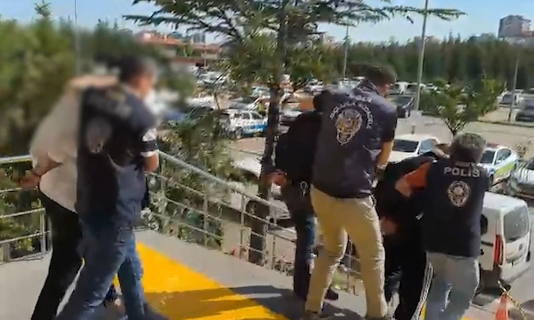 (RHA)- Kayseri merkezli yürütülen soruşturma kapsamında, sahte araç kiralama siteleri
