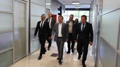(RHA)- Kayseri Valisi Gökmen Çiçek, Gençlik ve Spor İl Müdürlüğü’nü