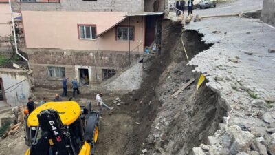 (RHA) – Kayseri’nin Yeşilhisar ilçesinde meydana gelen heyelan nedeniyle bir