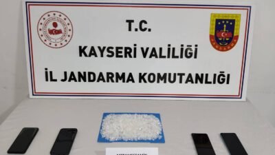 (RHA)- Kayseri’nin İncesu ilçesinde, jandarma ekiplerinin uyuşturucu operasyonunda 4 kişi