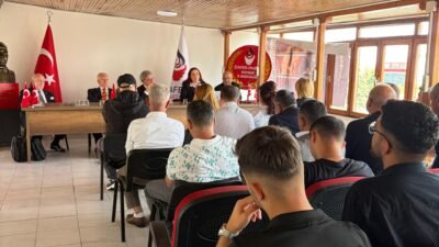 Zafer Partisi’nin eğitim çalışmaları kapsamında düzenlenen Siyaset Akademisi programı, Kayseri