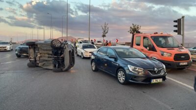 (RHA) – Kayseri’de, 4 aracın karıştığı zincirleme trafik kazasında 4