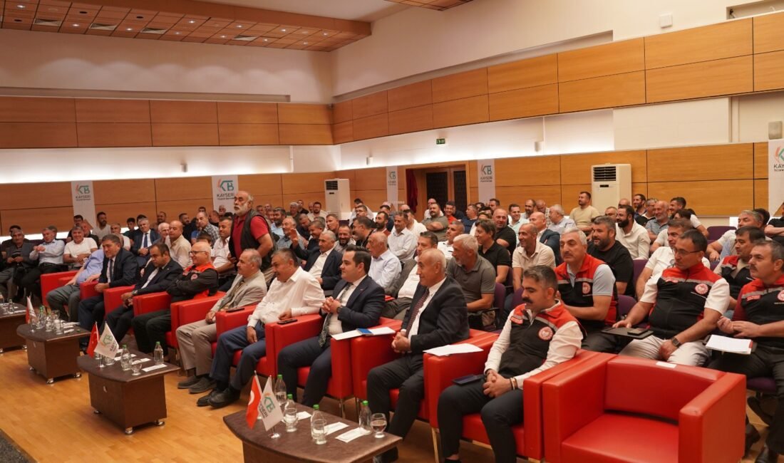 KTB öncülüğünde kırmızı et üreticileri istişare toplantısı gerçekleştirildi (RHA)- Kayseri Ticaret Borsası (KTB) öncülüğünde düzenlenen Kırmızı Et Üreticileri