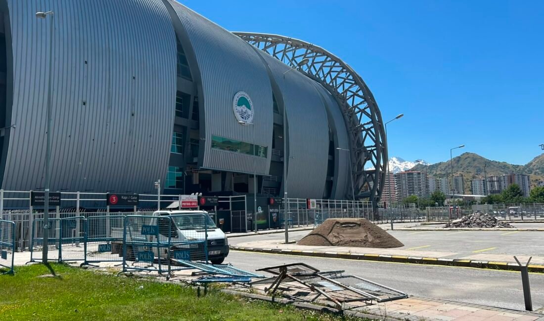 (RHA)- 1. Lig ekibi Kaysersipor’un maçlarını oynadığı stadyumda yeni sezon