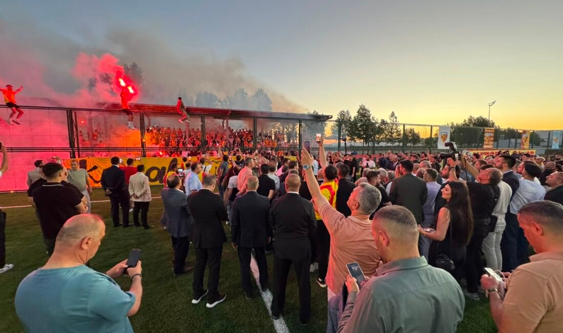 (RHA)- Kayserispor’un 60’ıncı yılı kulüp tesislerinde düzenlenen programla kutlandı. Kayserispor