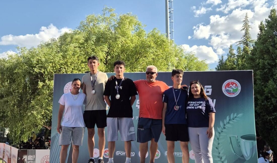 (RHA)- Eskişehir’de düzenlenen Edip Akarsu U16 Türkiye Atletizm Şampiyonası’nda mücadele