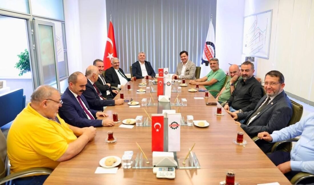 Saadet Partisi Heyetinden Kayseri’de Yoğun Ziyaret Trafiği Saadet Partisi Genel Başkanı Sayın Mahmut Arıkan, İl Başkanı Sayın