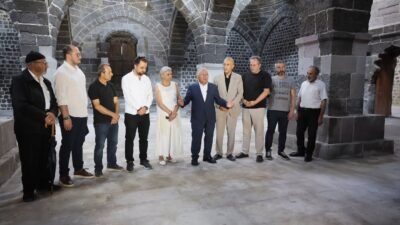 (RHA)- Kayseri Büyükşehir Belediye Başkanı Memduh Büyükkılıç, Melikgazi ilçesi Camikebir