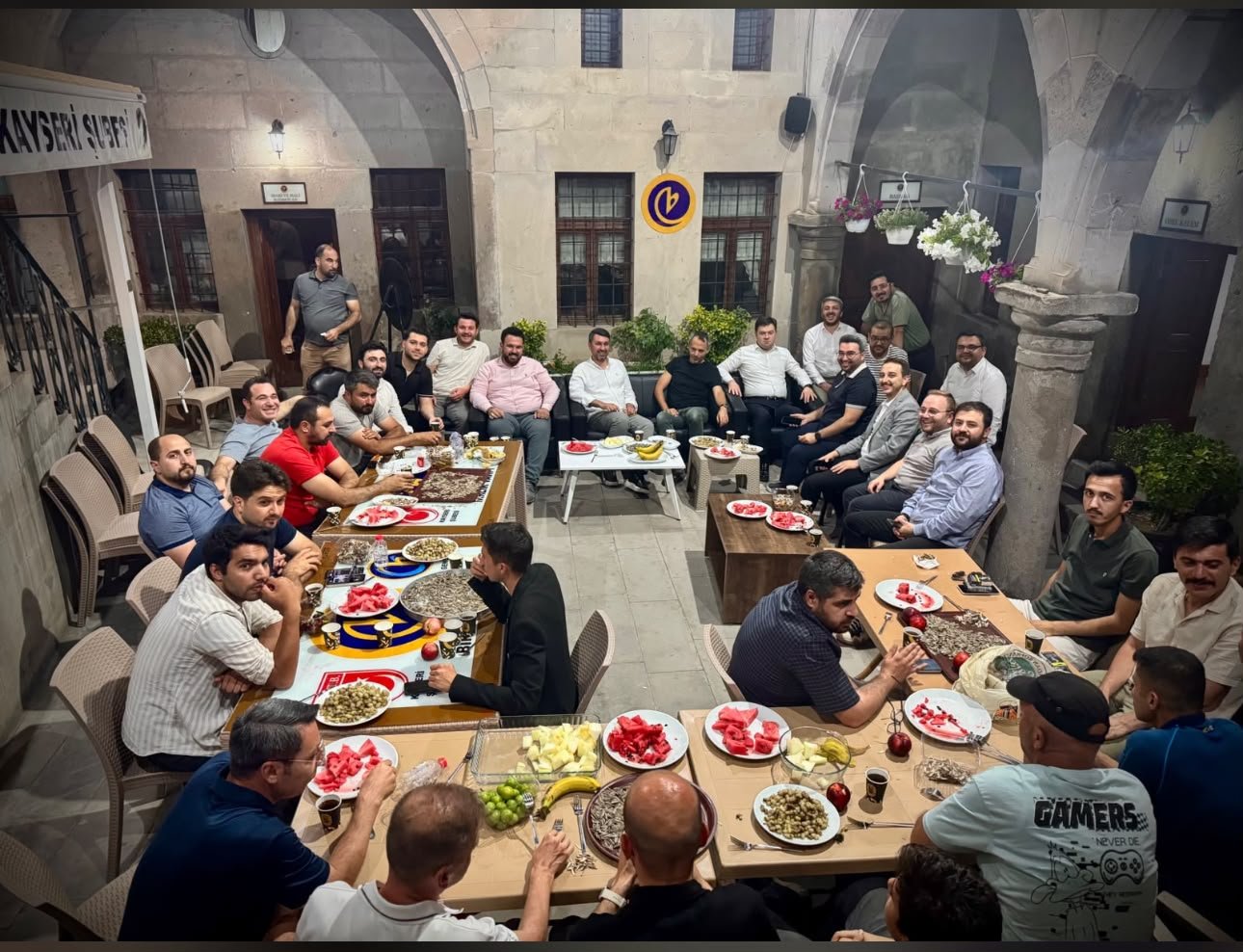 (RHA)- Kayseri Birlik Vakfı, geçmiş dönemlerde gençlik kollarında görev alarak