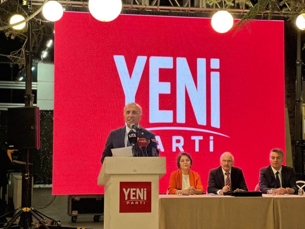 (RHA)- YENİ Parti’nin kuruluşunun ardından ilk geniş katılımlı halk buluşmasının