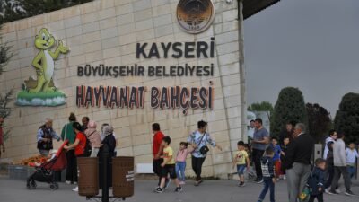 (RHA)- Kayseri Büyükşehir Belediyesi Hayvanat Bahçesi, 15 Temmuz Demokrasi ve