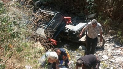 Kayseri’nin Yahyalı ilçesinde kontrolden çıkan üç tekerlekli motosikletin dere yatağına