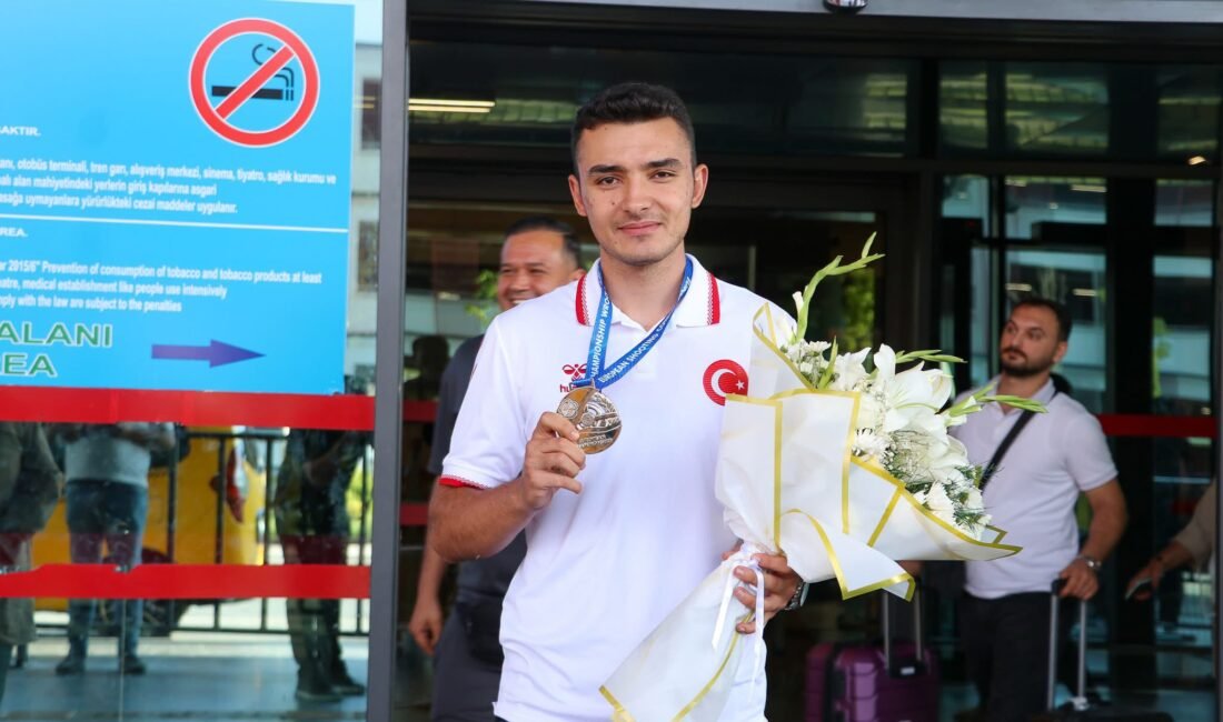 Polonya’da düzenlenen U23 Tüm Dallar Avrupa Şampiyonası’nda 10 metre havalı
