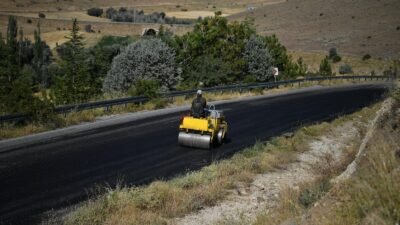 Kayseri Büyükşehir Belediyesi, yaz aylarında kırsal mahallelerde düzenlenen şenlik ve