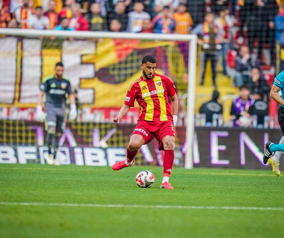 1. Lig ekibi Kayserispor, ön libero oyuncusu Youssef Aït Bennasser